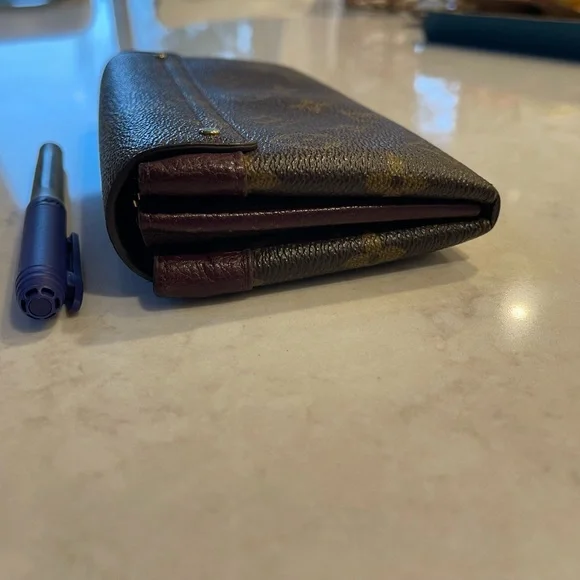 Louis Vuitton LV Monogram Elysee Wallet - Picture 4 of 7